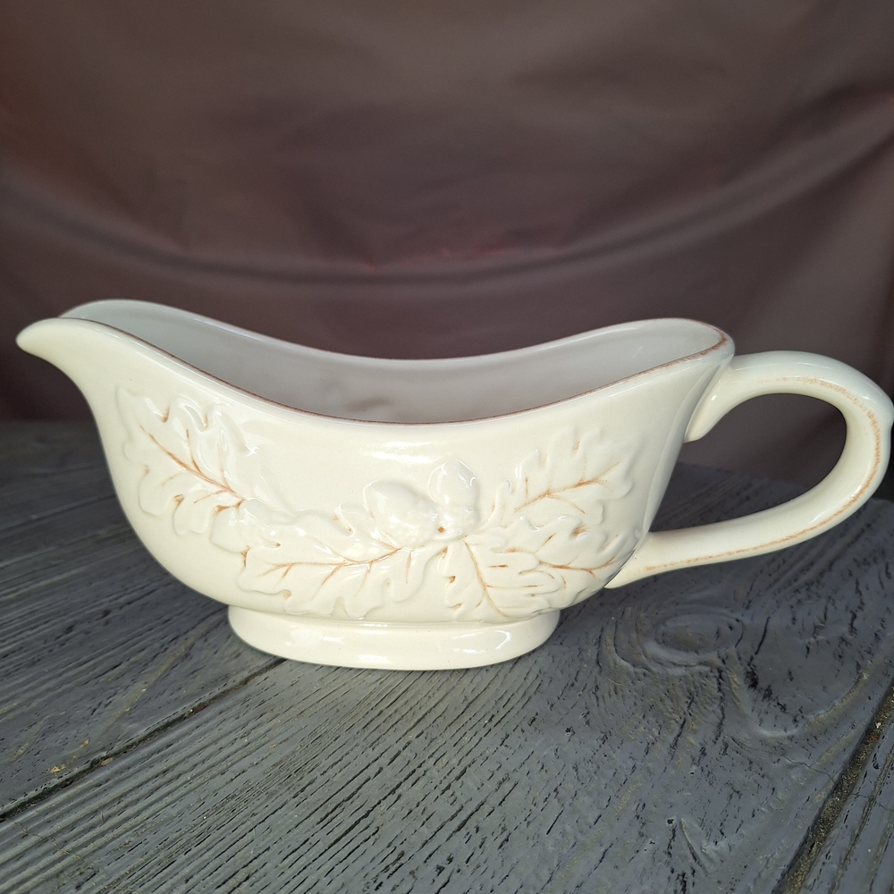 Vintage Collectible Victoria Pottery Gravy Boat Embossed Oak Leaf & Acorn Design